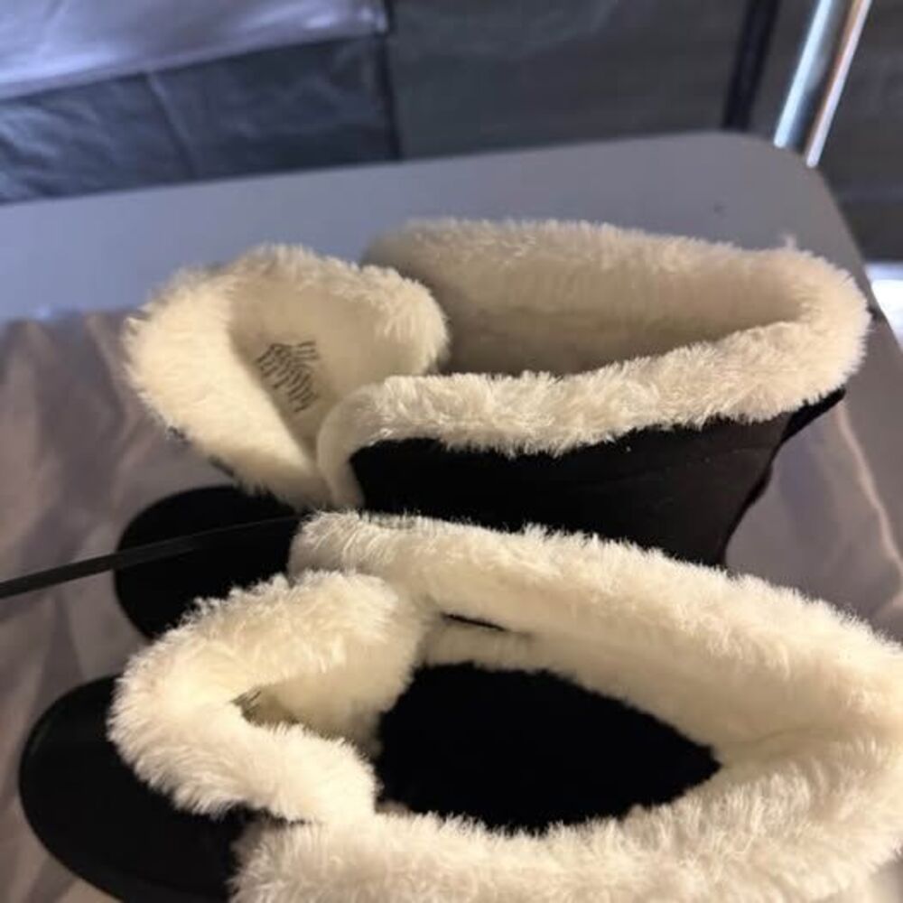 New Women's Black Winter Boots Faux Fur - Picture 6 of 6